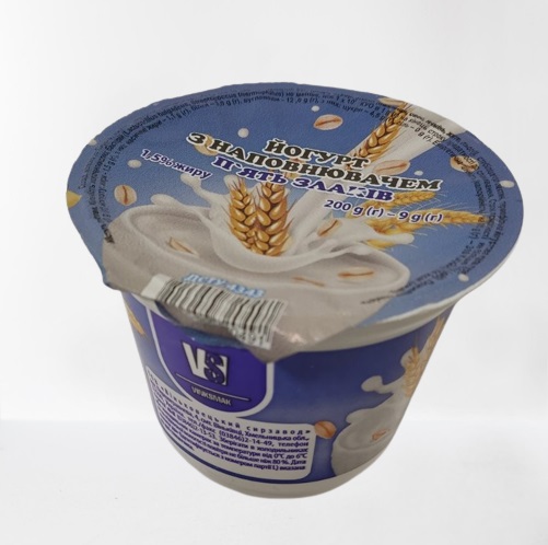 Йогурт питний ВІНЬКОВЕЦЬКИЙ СМАК п'ять злаків, 1,5%, 200 г